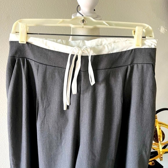 Haute Monde: Women’s Cute Grey with White tie front high waisted slacks, Size M - Picture 4 of 13